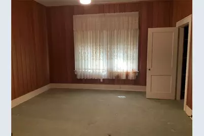 1303 W 3rd Avenue, Corsicana, TX 75110 - Photo 17