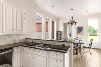 10110 Betty Jane Lane, Dallas, TX 75229 - Photo 15