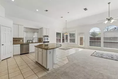 11821 Stephenville Drive, Frisco, TX 75035 - Photo 11