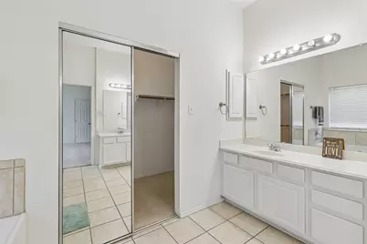 11821 Stephenville Drive, Frisco, TX 75035 - Photo 19