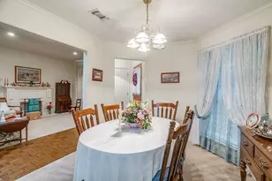 1086 Rock Ridge Dr, Burleson, TX 76028 - Photo 11