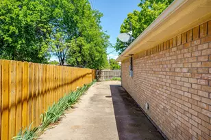 1086 Rock Ridge Dr, Burleson, TX 76028 - Photo 35