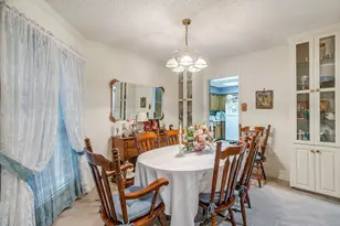 1086 Rock Ridge Dr, Burleson, TX 76028 - Photo 9