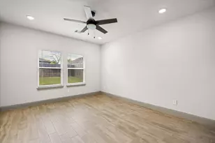 5707 Stonegate Cir, Granbury, TX 76048 - Photo 9