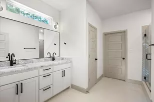 5707 Stonegate Cir, Granbury, TX 76048 - Photo 11