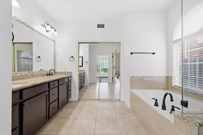 103 Ranch Trail, Irving, TX 75063 - Photo 17