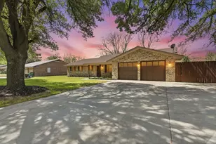 1012 Meadowlark Ln, Stephenville, TX 76401 - Photo 1