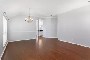 1343 Edmonton Dr, Lewisville, TX 75077 - Photo 5