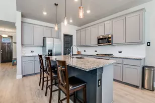 1232 Rushmore Dr, Burleson, TX 76028 - Photo 11