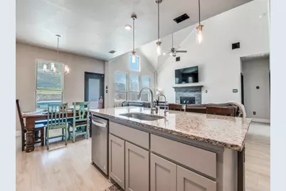 1232 Rushmore Drive, Burleson, TX 76028 - Photo 13