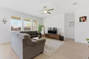 339 Texas Trl, Justin, TX 76247 - Photo 7