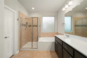 1720 Cross Creek Ln, Cleburne, TX 76033 - Photo 17