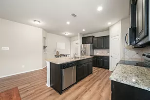 1720 Cross Creek Ln, Cleburne, TX 76033 - Photo 11