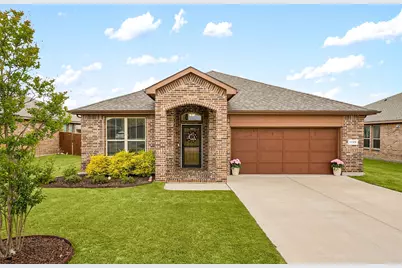 1720 Cross Creek Lane, Cleburne, TX 76033 - Photo 1