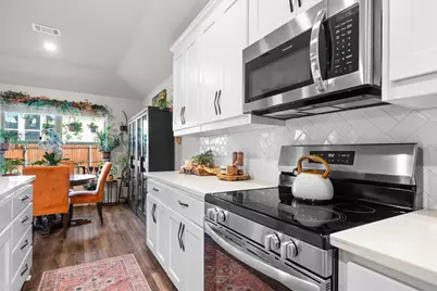 1406 Quail Creek Drive, Cleburne, TX 76033 - Photo 13