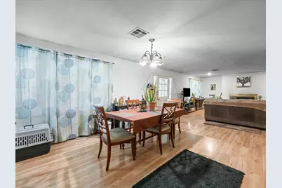 121 Little John Drive, DeSoto, TX 75115 - Photo 11