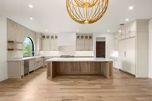 9065 Lakeside Dr, Fort Worth, TX 76179 - Photo 13