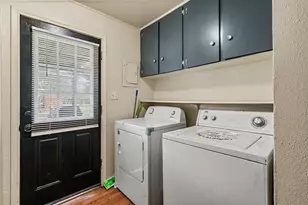 511 W Navasota St, Groesbeck, TX 76642 - Photo 13