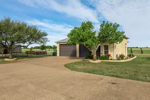 887 Hcr 3110 N, Abbott, TX 76621 - Photo 31