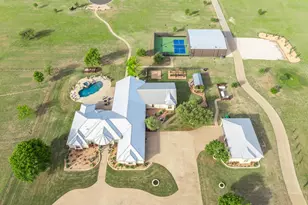 887 Hcr 3110 N, Abbott, TX 76621 - Photo 25