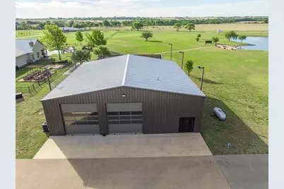 887 Hcr 3110 N, Abbott, TX 76621 - Photo 29