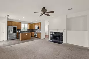 2007 Chittam Dr, Euless, TX 76039 - Photo 9