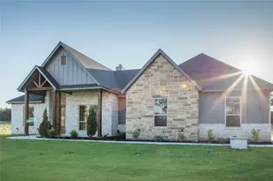 141 Prairie Winds Dr, Poolville, TX 76487 - Photo 3