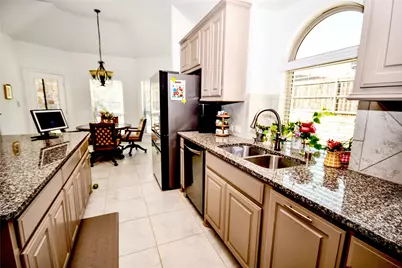 4305 Curlew Lane, Garland, TX 75043 - Photo 13