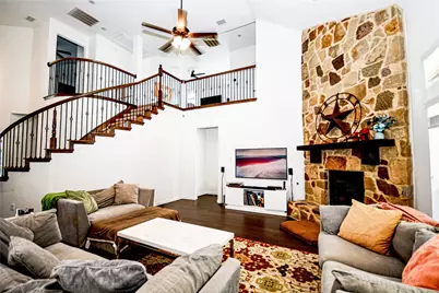 4305 Curlew Lane, Garland, TX 75043 - Photo 7