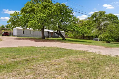 2609 S 1st Street W, Clyde, TX 79510 - Photo 3