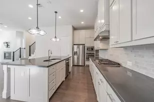 8075 Sunflower Ln, Dallas, TX 75252 - Photo 9