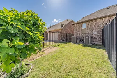 8075 Sunflower Lane, Dallas, TX 75252 - Photo 33
