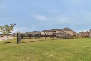 8075 Sunflower Ln, Dallas, TX 75252 - Photo 39