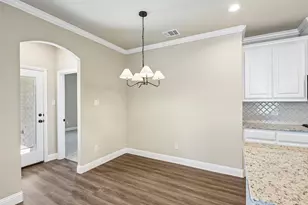 1045 Nighthawk Trl, Alvarado, TX 76009 - Photo 7
