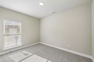 1045 Nighthawk Trl, Alvarado, TX 76009 - Photo 13