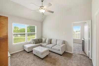 10701 Kestrel Court, Waco, TX 76708 - Photo 11
