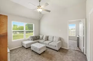10701 Kestrel Ct, Waco, TX 76708 - Photo 11