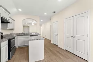 2836 Kilburn Ave, Dallas, TX 75216 - Photo 13