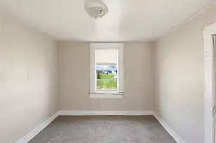 1821 Johnson St, Greenville, TX 75401 - Photo 5