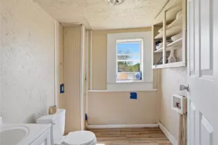 1821 Johnson St, Greenville, TX 75401 - Photo 13