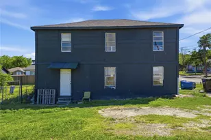 1821 Johnson St, Greenville, TX 75401 - Photo 15