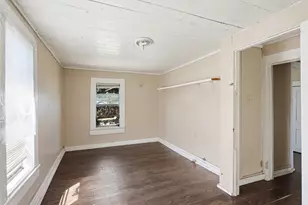 1821 Johnson St, Greenville, TX 75401 - Photo 9