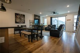 2608 La Cala Dr, Grand Prairie, TX 75054 - Photo 3