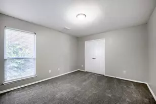 915 Hidden Oaks Dr, Burleson, TX 76028 - Photo 23