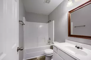 915 Hidden Oaks Dr, Burleson, TX 76028 - Photo 27