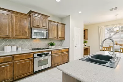 1121 Victory Bells Drive, Fort Worth, TX 76052 - Photo 15