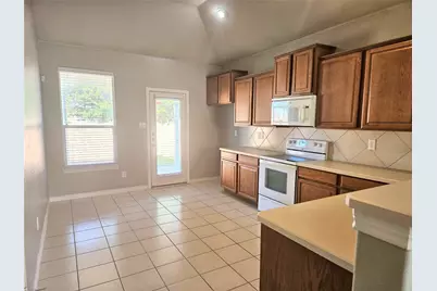 2341 Clairborne Drive, Fort Worth, TX 76177 - Photo 5