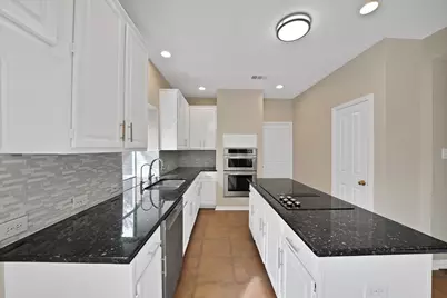 9316 Western Trail, Irving, TX 75063 - Photo 11