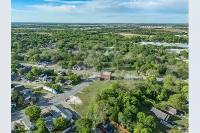 105 Wyatt Street, Waxahachie, TX 75165 - Photo 11