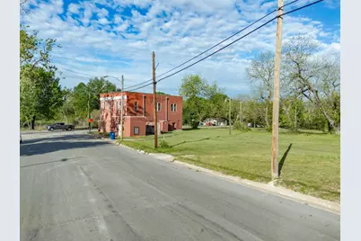 105 Wyatt Street, Waxahachie, TX 75165 - Photo 19